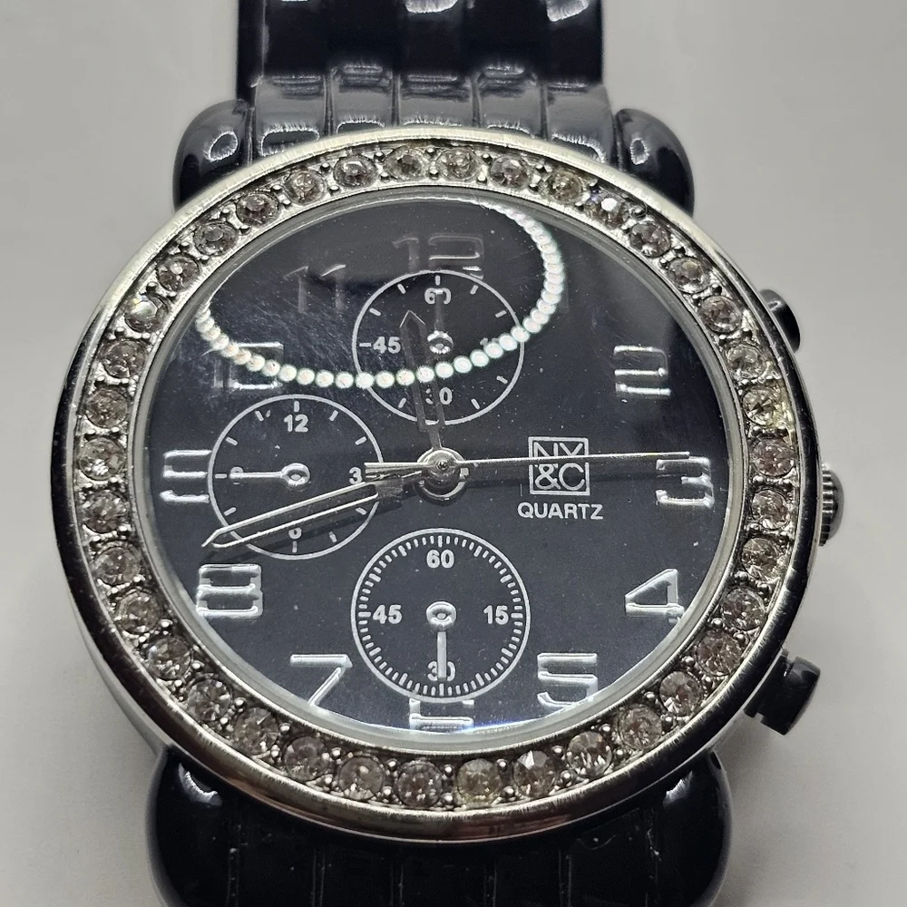 ⭐️40% Off⭐️ NY&CO Black Watch with Crystal Accent